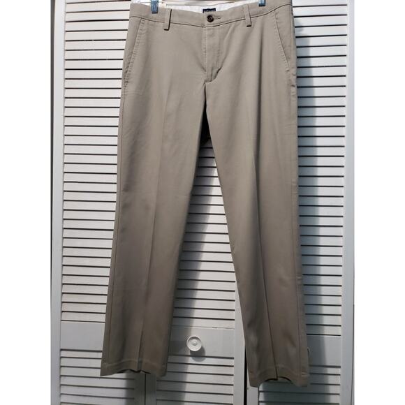 Dockers Slim Fit Khakis Men's Size 34X30 Beige Tan Straight Leg Chino Pants - Picture 1 of 9